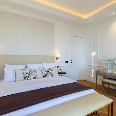Apartman Quai Promenade Brand-new! In Front Of The Sea Next To The Old Town Nizza